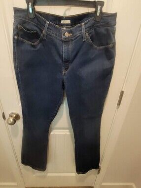 Levi's Plus Size 14 Waterless Classic Dark Denim Bootcut Blue Jeans 31.5" Inseam